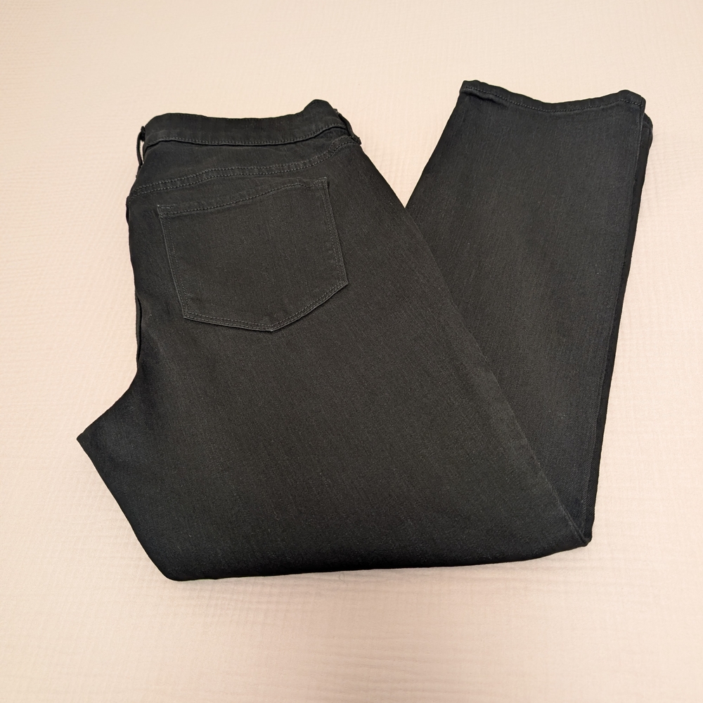 Old Navy Mid-Rise Slim Straight Black Jeans for Women